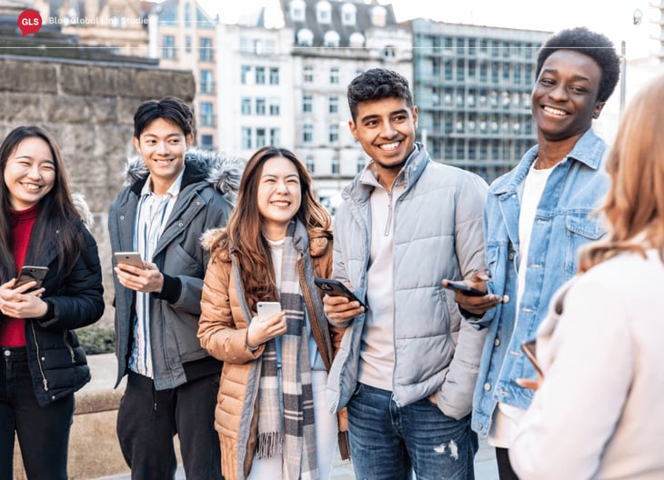 Students-sharing-in-London