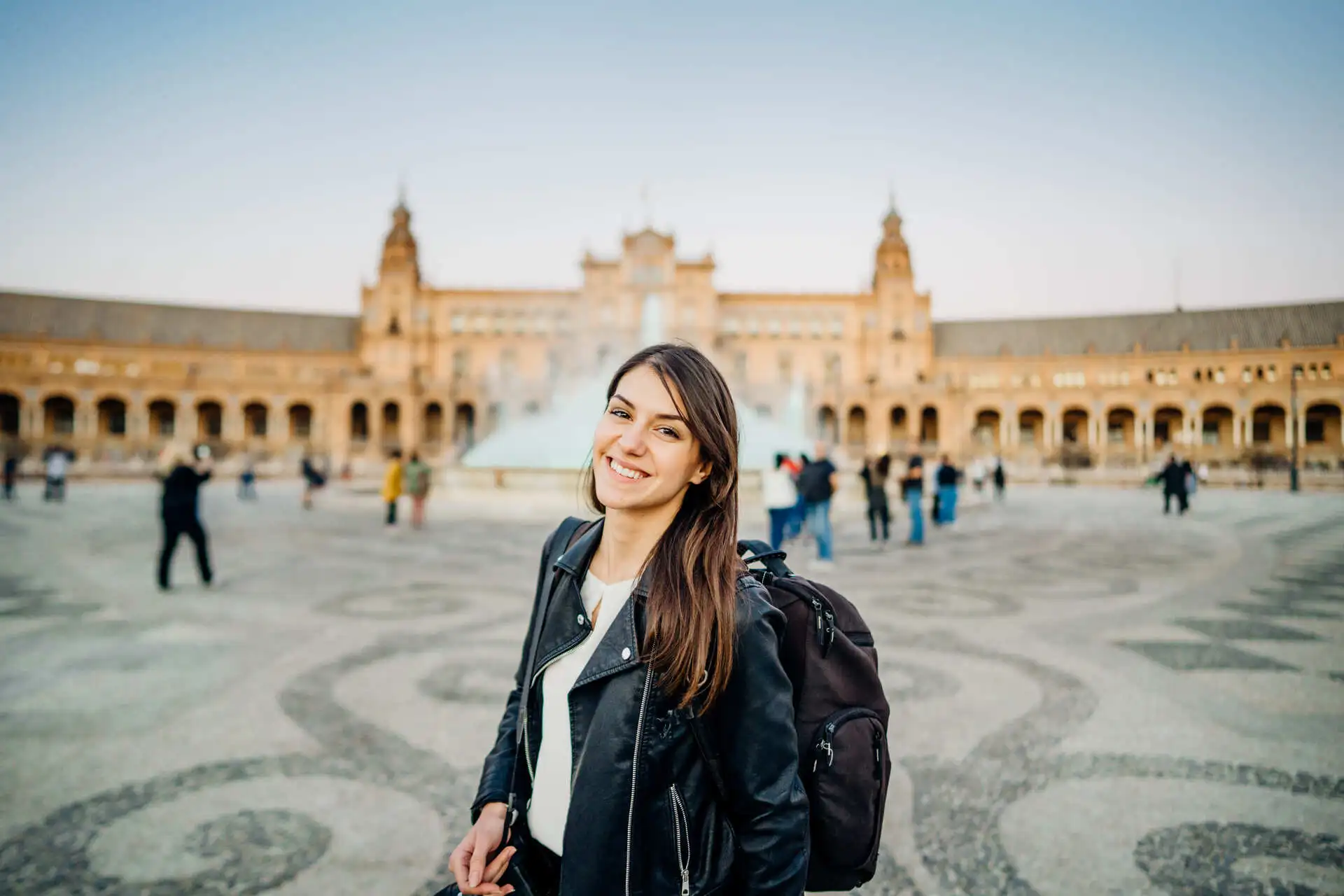 Estudiar y trabajar en España: 5 cosas que debes saber